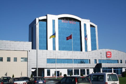 Фармацевтичний комплекс з виробництва медичних препаратів Max-Well м.Бориспіль
